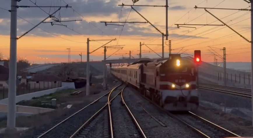 Ankara'da banliyö ve tren kullanacaklar dikkat! 21 ve 27 Mayıs'ta kapatılıyor