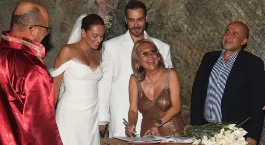 Bestemsu Özdemir ve Ersin Görkem Fethiye'de evlendi: İşte düğünden kareler