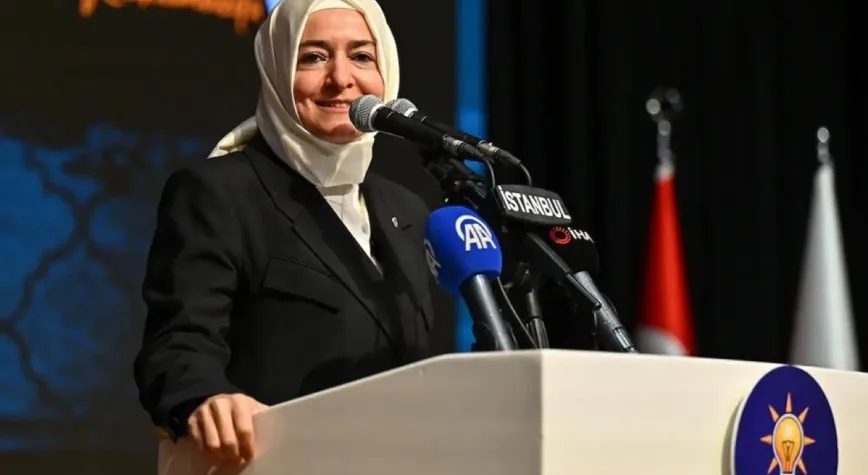 FATMA BETÜL SAYAN KAYA İSTİFA ETTİ!