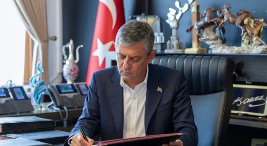 ÖZGÜR ÖZEL'İN A TAKIMI BELLİ OLDU